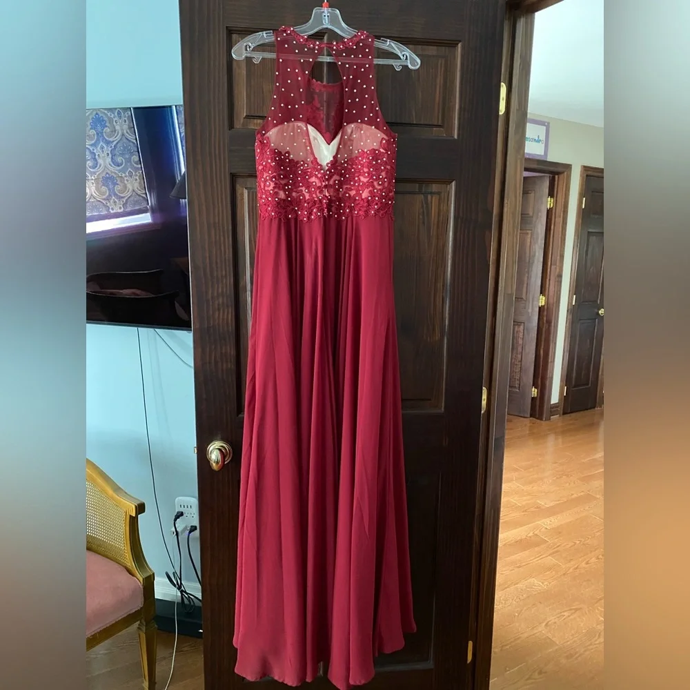 Red Prom Dress - Picture 5 of 8